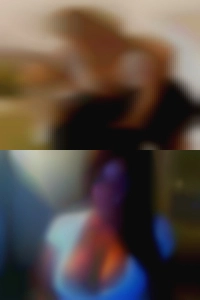 Totally sexy woman searching hot horny wife.